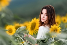 成都花丛里，悠闲喝茶时光